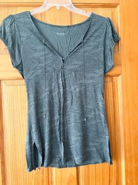 Calvin Klein Women's Green Short-Sleeve Top with Strings
